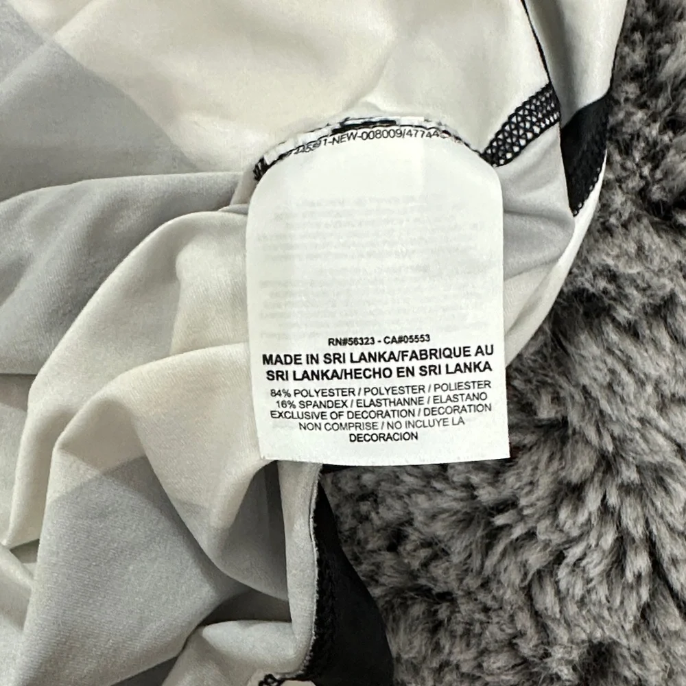 Nike Women's Diagonal Striped Tank Top with Yellow Swoosh - Picture 7 of 8